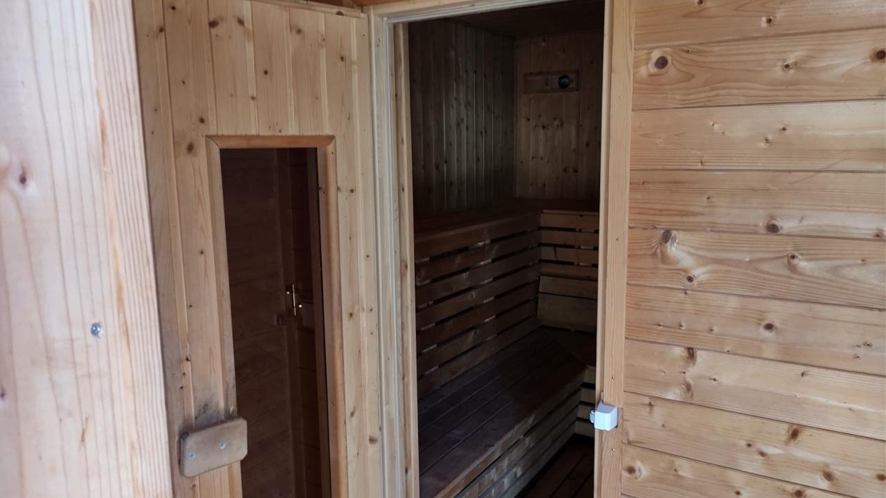 Ferienwohnung In Peetzig Am See Angermunde Kültér fotó